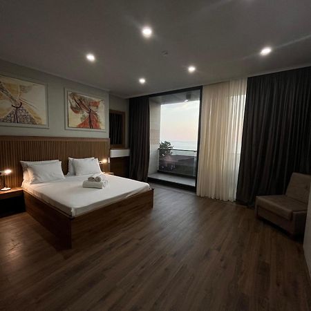 Golden Sun Kobuleti Hotel Kültér fotó