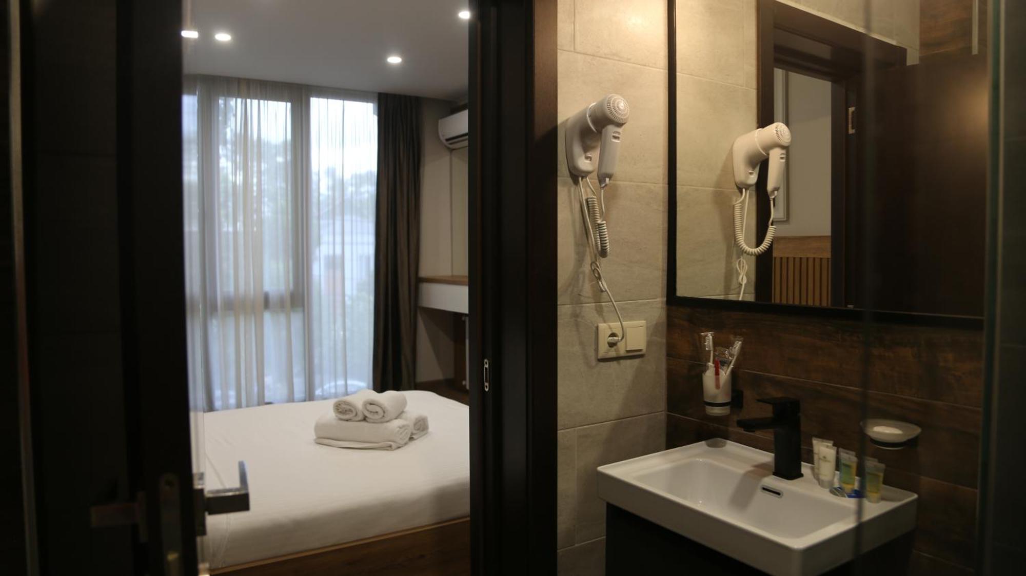 Golden Sun Kobuleti Hotel Kültér fotó