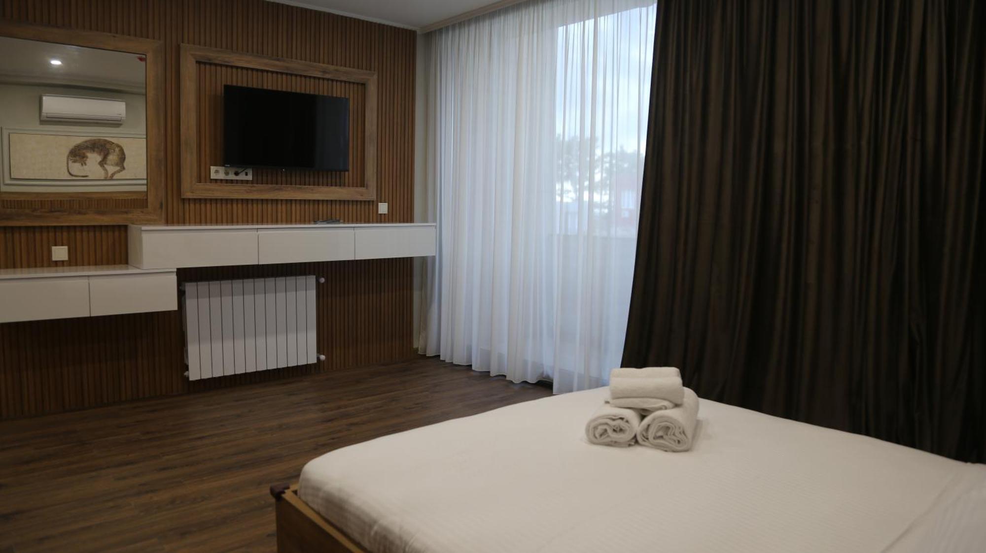 Golden Sun Kobuleti Hotel Kültér fotó