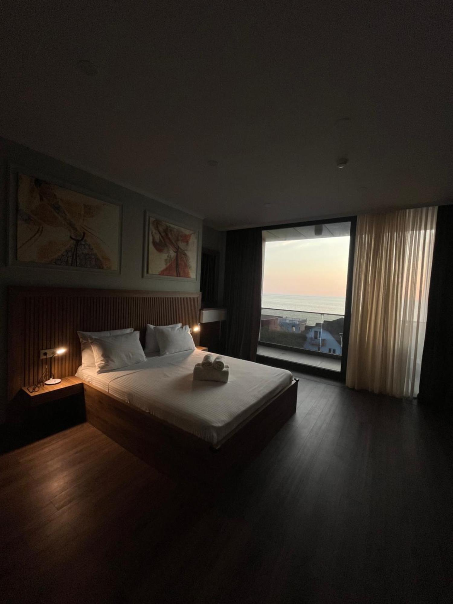 Golden Sun Kobuleti Hotel Kültér fotó