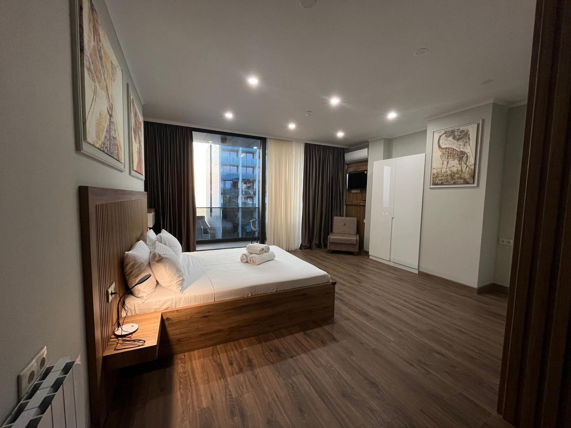 Golden Sun Kobuleti Hotel Kültér fotó